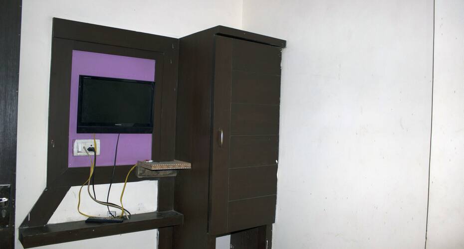 Hotel Good Luck Inn, New Delhi 2